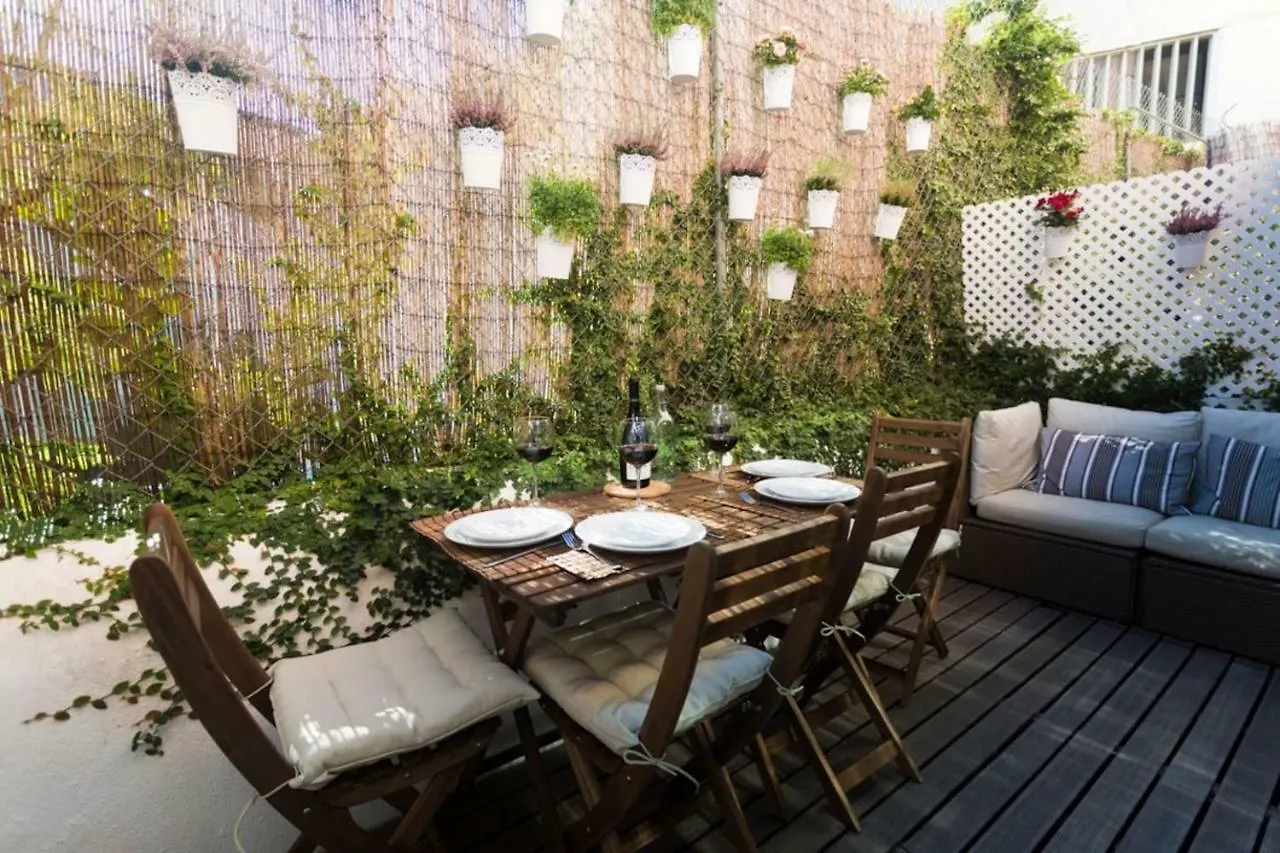 Апартаменты Ola Lisbon - Terrace Principe Real I